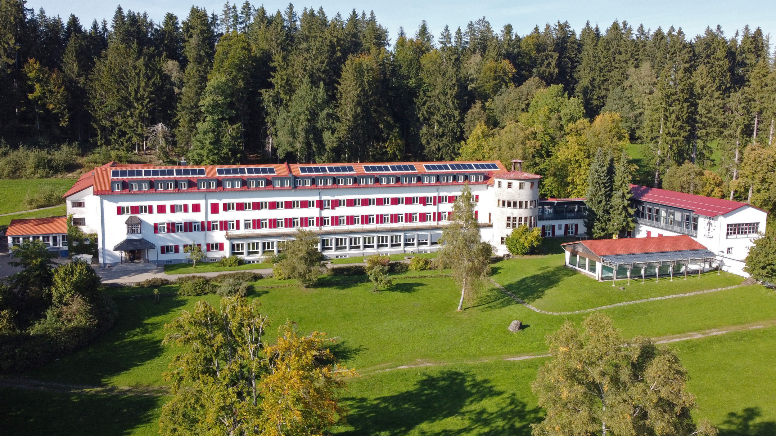 Humboldt-Institut e.V. (Schullandheim Lindenberg)